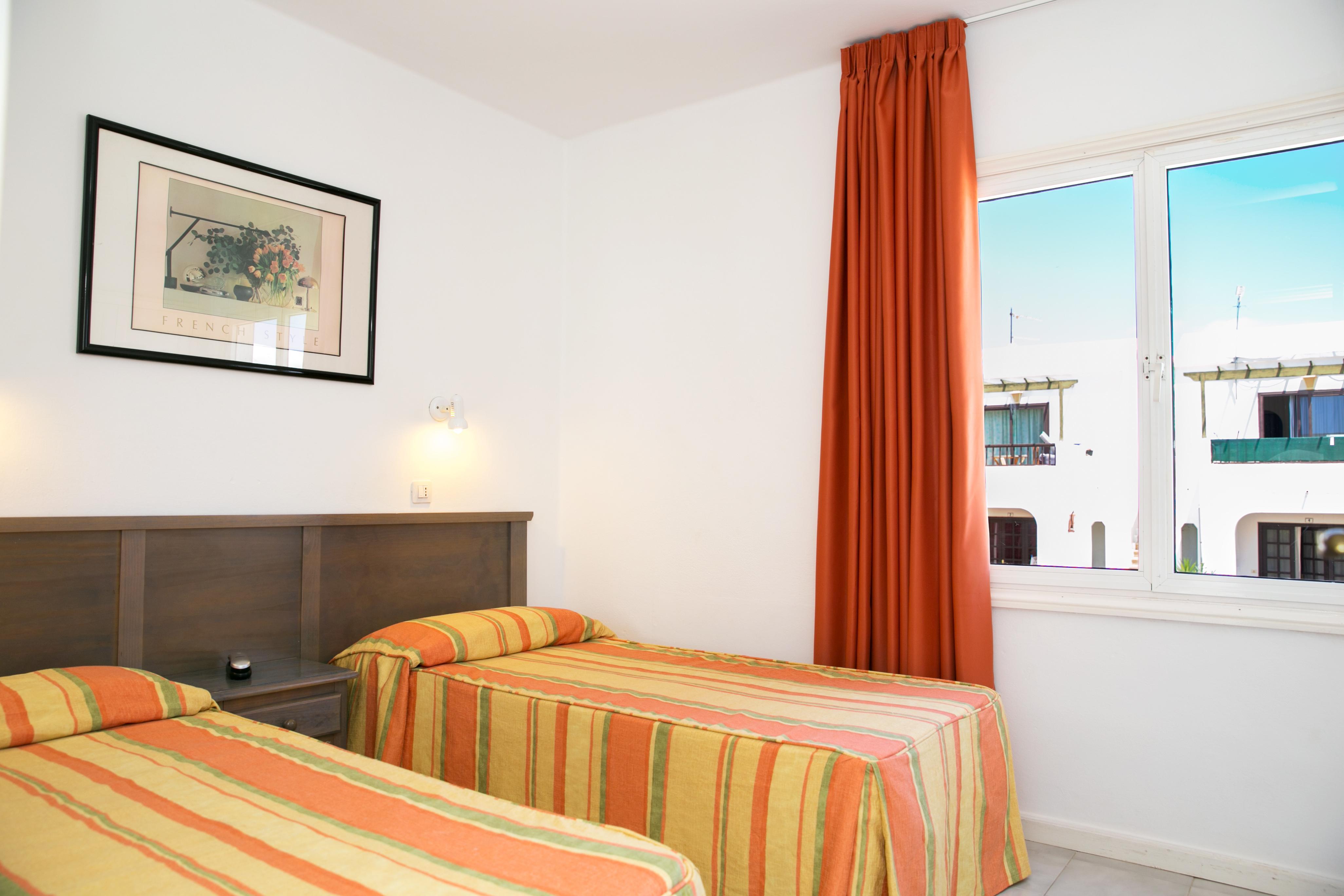 Apartamentos Livvo Oasis Puerto del Carmen  Exterior foto