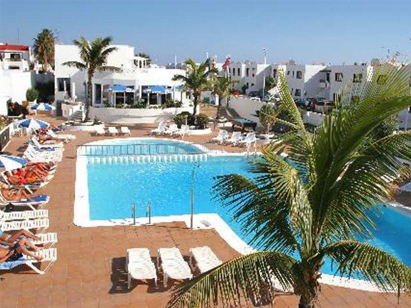 Apartamentos Livvo Oasis Puerto del Carmen  Exterior foto