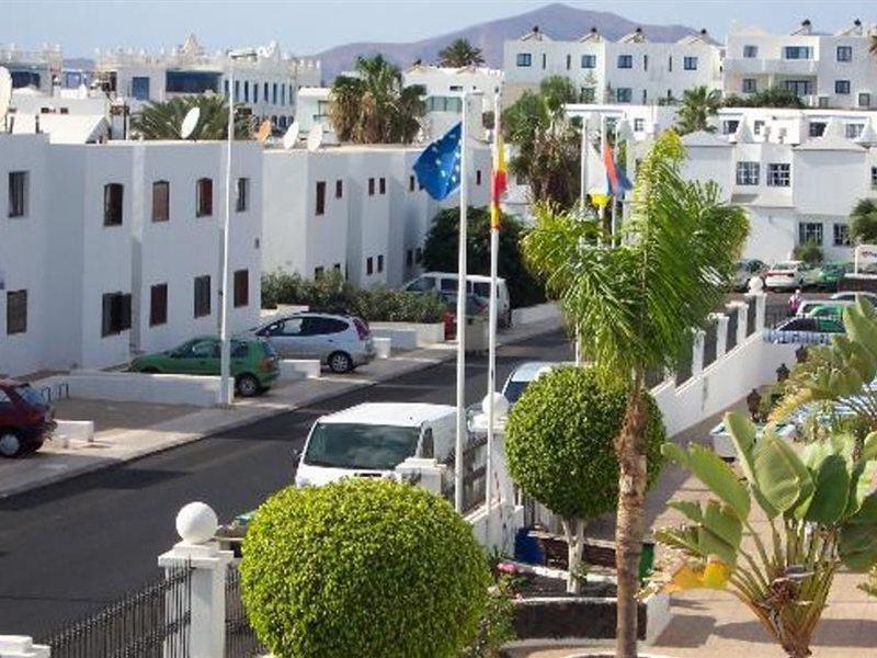 Apartamentos Livvo Oasis Puerto del Carmen  Exterior foto